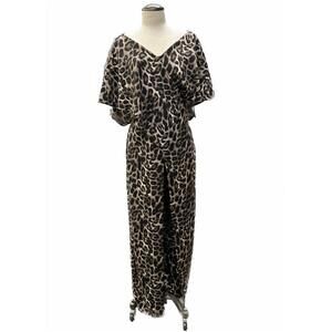 NEW ONE ESSENCE slenderizing winged jumpsuit in leopard